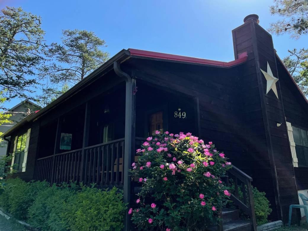 Mountaintop Hideaway Villa พิเจนฟอร์จ ภายนอก รูปภาพ