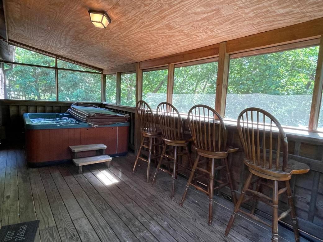 Mountaintop Hideaway Villa พิเจนฟอร์จ ภายนอก รูปภาพ